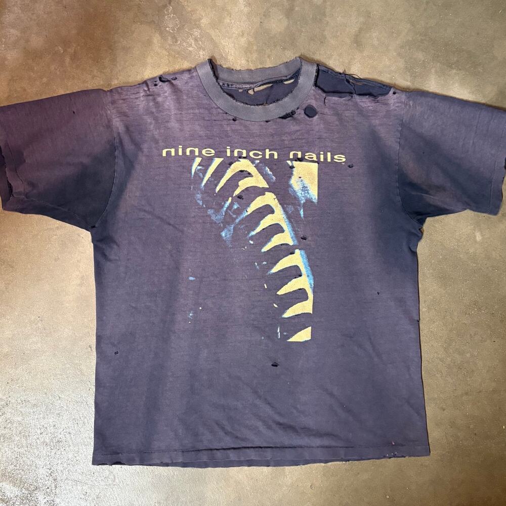 Nine Inch Nails NIN "Now I’m Nothing" Graphic Black T-Shirt VTG 90's Thrashed